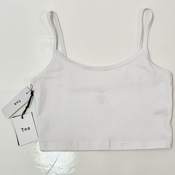 🇨🇦 Aritzia TNA Chill Karelis White Cropped Cami Top - Picture 5 of 16
